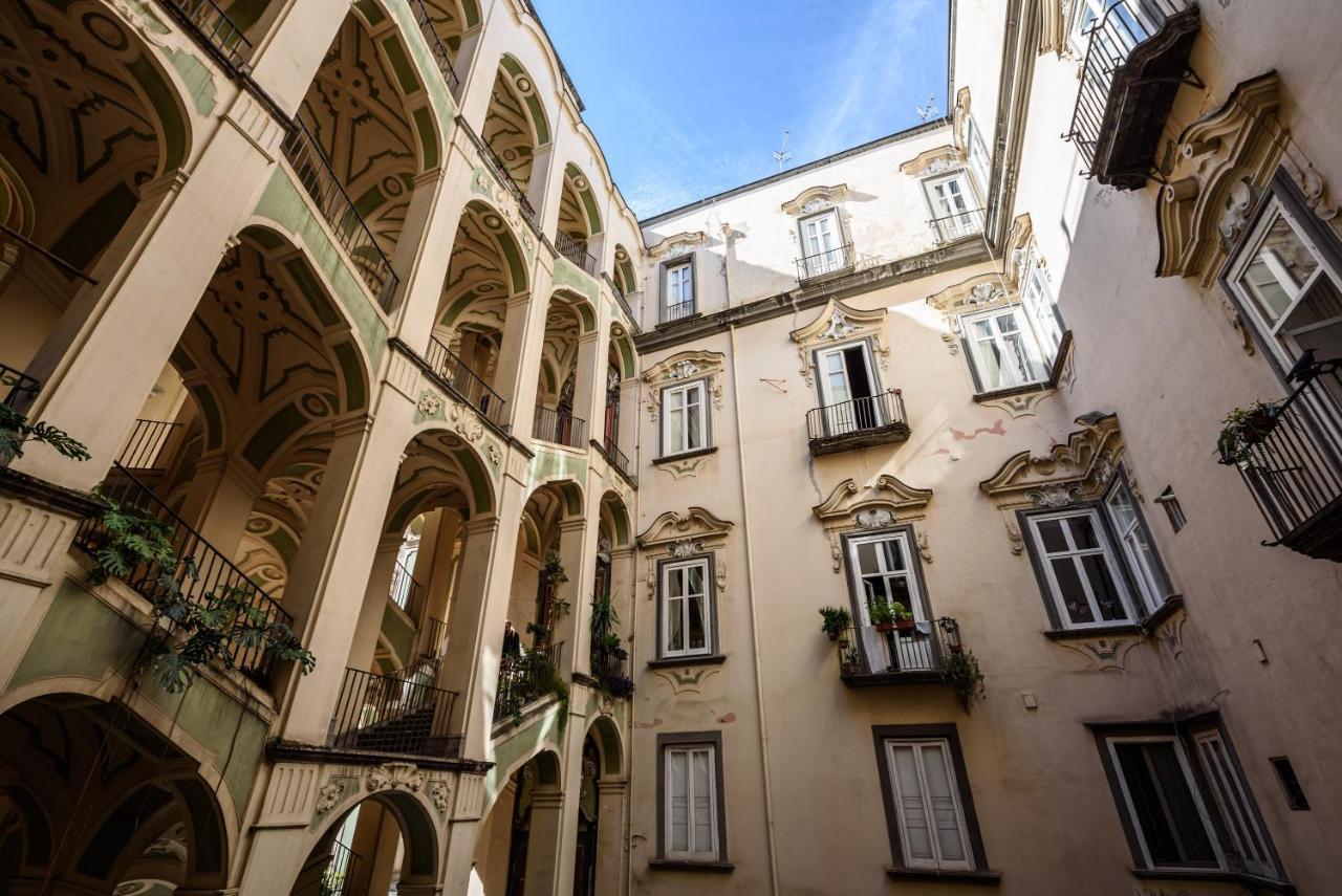 Palazzo Dello Spagnolo Suite ナポリ エクステリア 写真