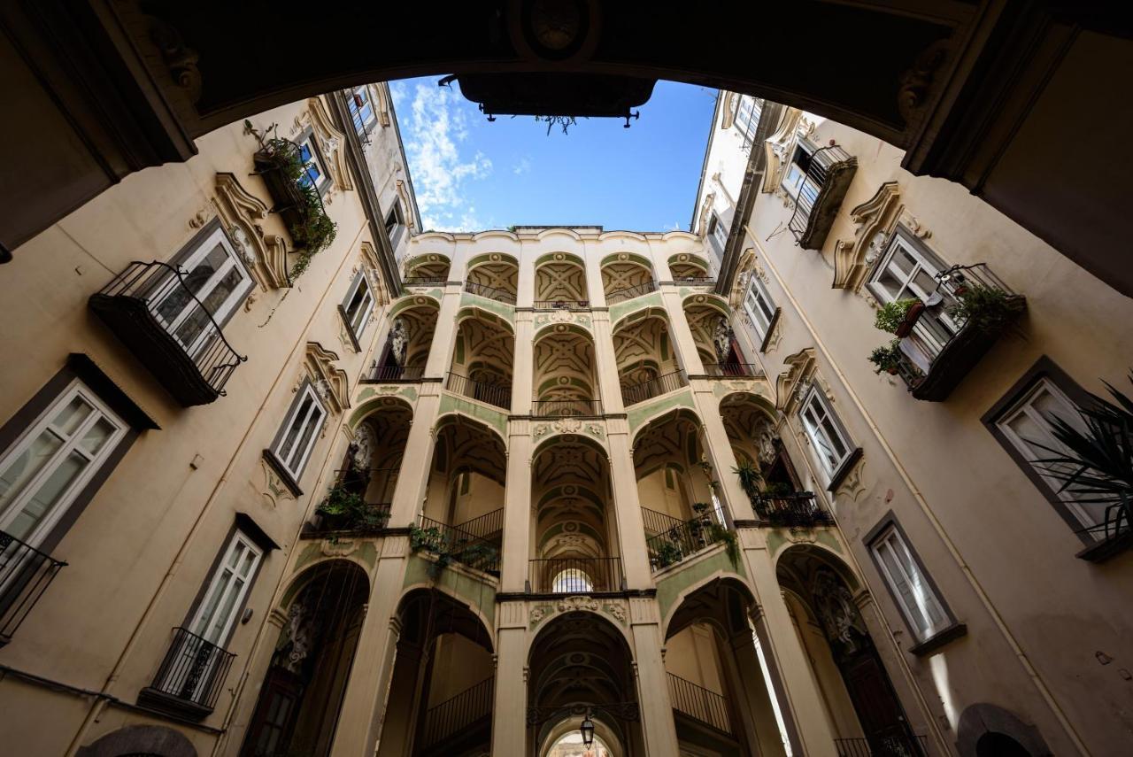 Palazzo Dello Spagnolo Suite ナポリ エクステリア 写真